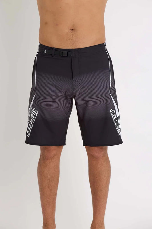 S24904-PULSE-STREAMLINER-BOARDSHORT-BLACK-2.jpg