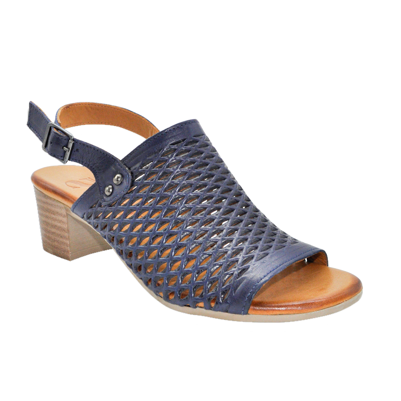 Tasmin-Navy-she-Sala.png