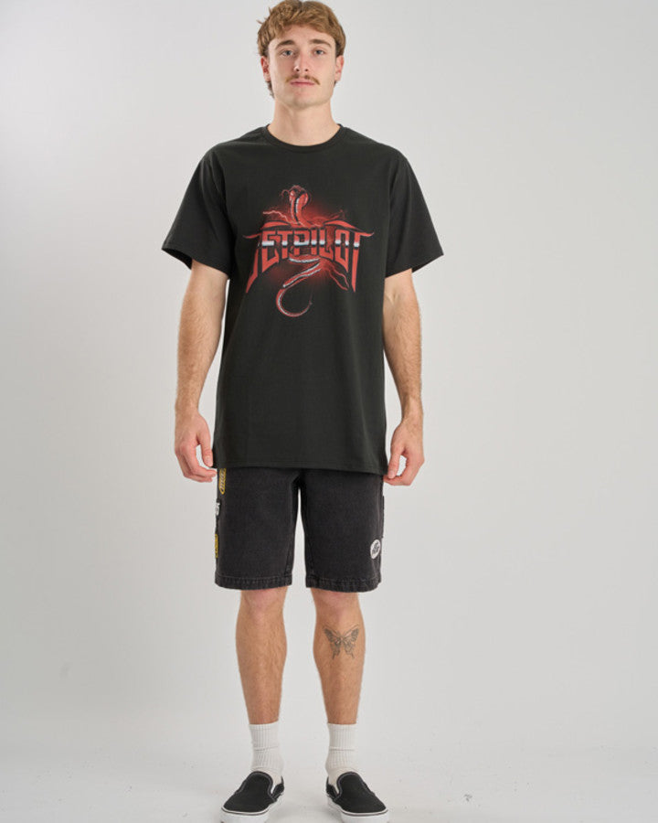 serpent-thunder-ss-tee-blk-S25622-1-1.jpg